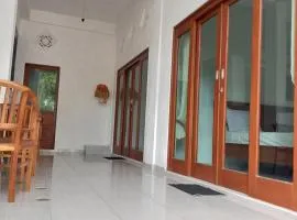 KOMANG homestay