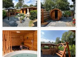 Chalet Harmony Lux Privé Wellness, hotell med jacuzzi i Putten