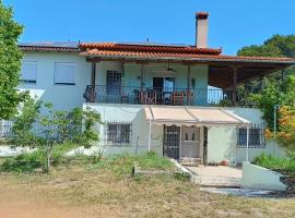 Villa Potamos Apt, מלון באפאנומי