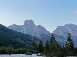 Bujtina Aroma E Malit, hotel u gradu 'Valbonë'