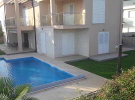 Apartments Pavlovic، فندق في فوديس