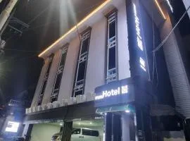 Mini Hotel Boom