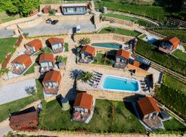 Wine Paradise - Glamping resort, svečius su gyvūnais priimantis viešbutis mieste Marezige