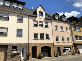 Ferienhaus Schwanennest, hotel en Zell