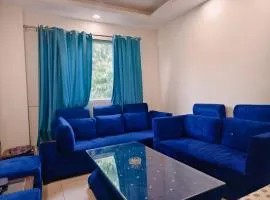 Hostmystay- 2bhk! Lajpat nagar market