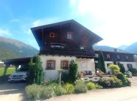 Alpenfeder Landhaus Heidi