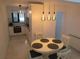 Apartament Cosmi Ari