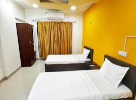 Hsquare Service Apartment Malad