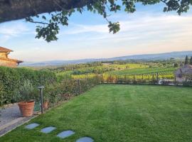 Villa a Sesta nel cuore del Chianti, Toscana Siena, vila v mestu Castelnuovo Berardenga