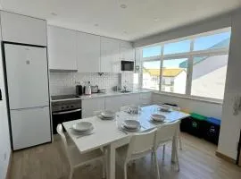 Carcavelos Beach Shared Serviced Apartment 12