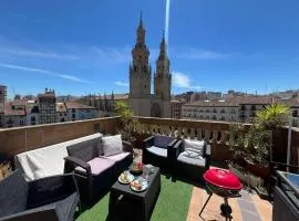 ATICO Catedral Barbacoa y Aire sin ascensor By Apartamentos Logrono org