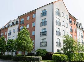 Greenings Apt Warrington - 2 Bed with FREE off road Parking & Wifi, hotel v destinácii Warrington