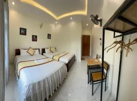 Hang Mua Sunrise Homestay