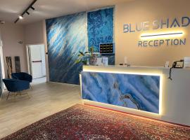 Blue Shades Hotel, hotel u Pizi