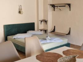 Stergios Suite with Private Jacuzzi, hotell i Kolimbia