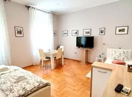 Lavender - City Room with free parking