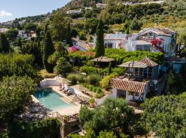 CasaBlu - An Andalusian Boutique Hotel, hotel em Málaga