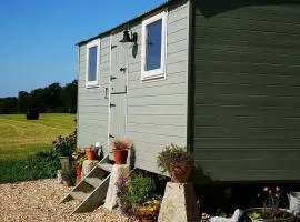 Luxury Shepherd's Hut - The Hyde