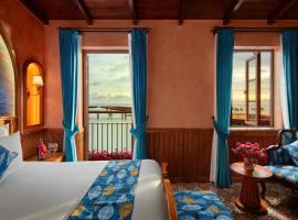 Venice Hotel Phu Quoc - Free Hon Thom Island Waterpark Cable Car & Sunset Town Tour, hôtel pas cher à Duong Dong