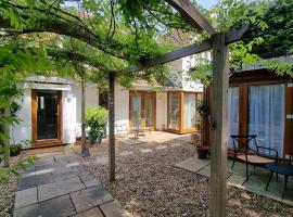 Oak Tree Rooms LTD, ξενοδοχείο σε Brockenhurst