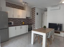 Apartamento en la playa de Cala Capitán -Cabo Roig- Orihuela Costa, viešbutis mieste Orihuela