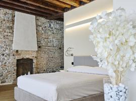 SARPI Apartment & Suite, Cama e café (B&B) em Udine