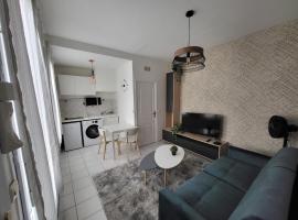 Appartement T2 spacieux de 30m2, idéal proche Paris, hotel di Issy-les-Moulineaux