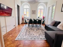 Suite Mitteleuropa private parking, hotelli kohteessa Trieste