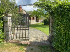 Villa Rosa di Chianti, vila v mestu Radda in Chianti