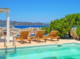 Villa Itaca - Swimming pool by the Sea