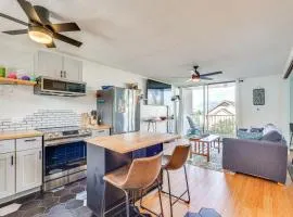 Kailua-Kona Condo with Balcony Walk to the Beach!