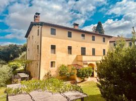 La Casa di Francesca tra le Colline di Lucca in Toscana, hotel u Lucci