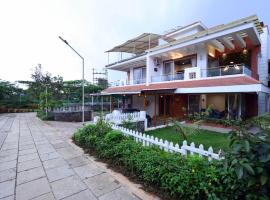 Eminent Pool Villa 4 BHK Lonavala, מלון בלונבלה