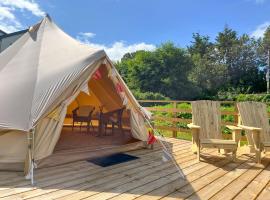 Greystones Glamping - Tent 4, glàmping a Na Clocha Liatha