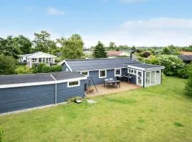 4 Bedroom Pet Friendly Home In Middelfart