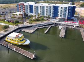 SpringHill Suites Orange Beach at The Wharf, hotel pantai di Orange Beach