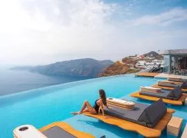 Cavo Tagoo Santorini