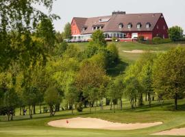 L'Hôtel du Golf de Clervaux, hotel mesra haiwan peliharaan di Eselborn