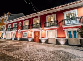 Boutique Hotel Teatro, hotel u gradu Angra do Eroismo