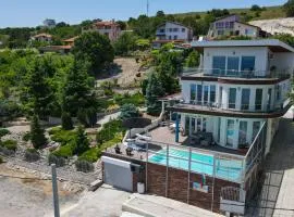 Villa Kuni - Salty Pool & Panorama