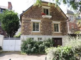 Chambre d'hôte le jardin de l'Esplanade Rennes Centre et gare