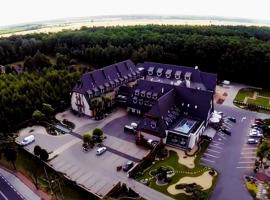 Hotel Na Półboru, hotel romântico em Sieradz