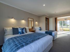 Parklands Motel & Apartments Te Anau โมเทลในเทอาเนา