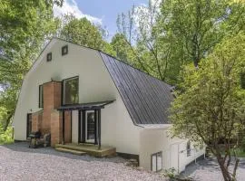 Renovated Barn in the woods for a fun retreat