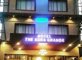 Hotel Agra Grande By Goyal Hoteliers、アグラのホテル