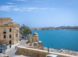 Stylish Seaview Valletta House