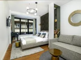 URBAN DOWNTOWN luxury rooms and suites