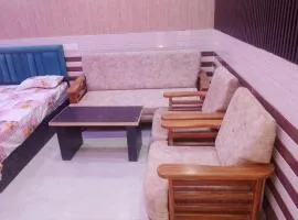 Kanha paying guest house 82798ASHU58346