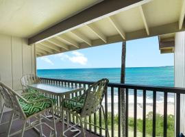 Stunning Oceanfront View Top Floor Condo at Wailua Bay View, hótel í Kapaa