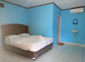 SALWA Homestay, hotel in Kuta